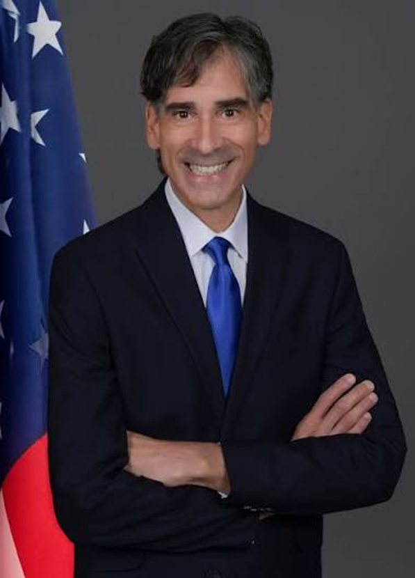 Dr. Alex Piquero